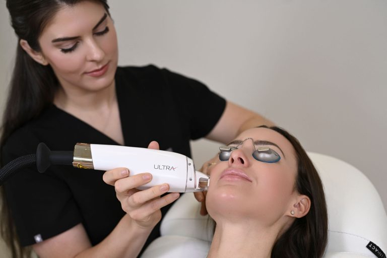 woman receiving laser skin resurfacing in arnprior ontario
